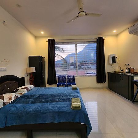 Villa In Skandagiri Bangalore Exterior photo